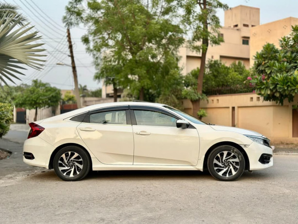 honda-civic-oriel-big-8