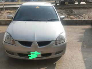 mitsubishi-lancer-2004