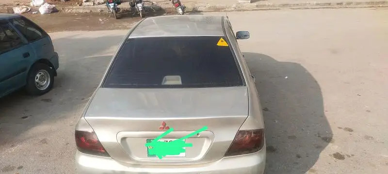 mitsubishi-lancer-2004-big-3
