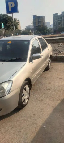 mitsubishi-lancer-2004-big-2