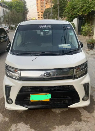 daihatsu-move-custom-rs-2017-big-0