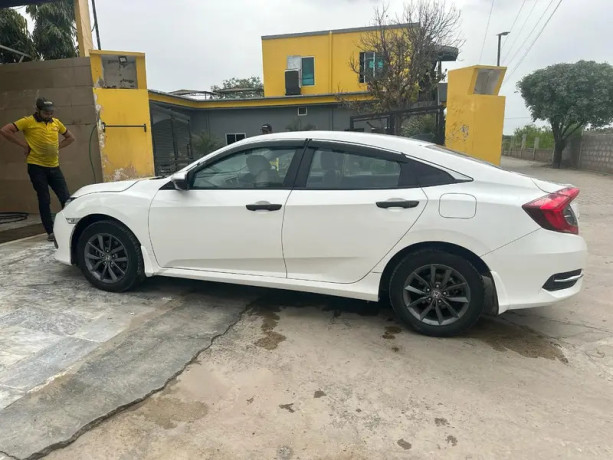 honda-civic-18-i-vtec-cvt-2021-big-5