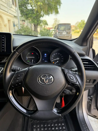 toyota-c-hr-20192024-big-5