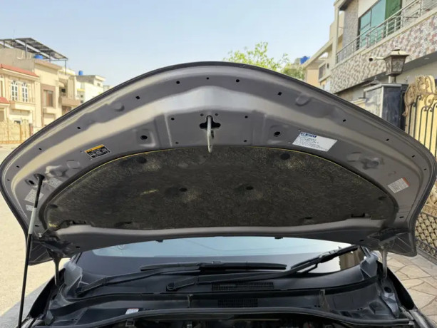 toyota-c-hr-20192024-big-6