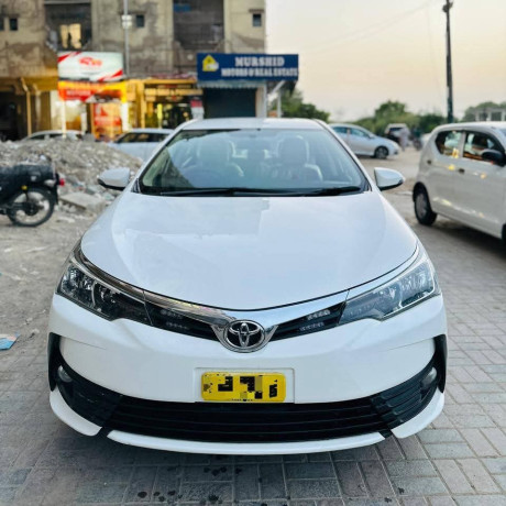 toyota-corolla-altis-x-manual-16-big-0