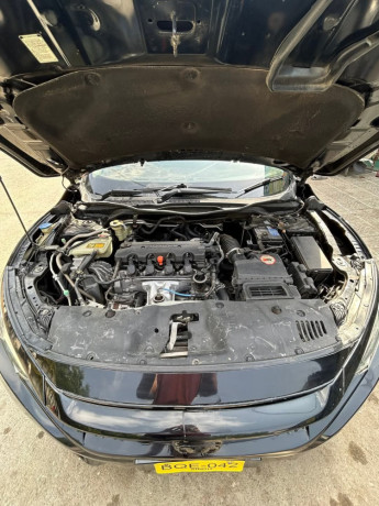 honda-civic-oriel-big-4