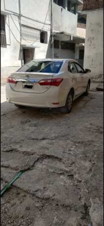 toyota-corolla-altis-x-manual-16-big-1