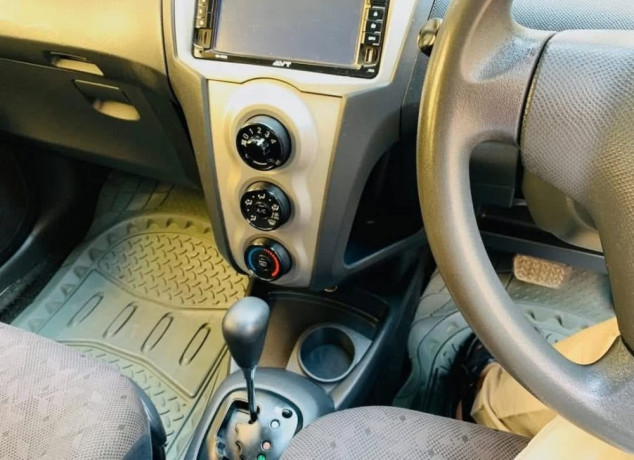 toyota-vitz-10f-safety-edition-iii-big-3