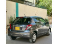 toyota-vitz-f-10-small-7