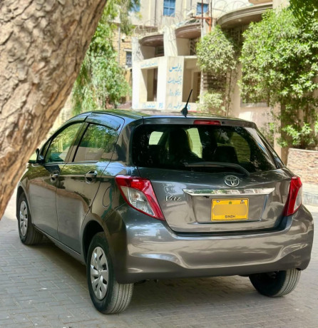 toyota-vitz-f-10-big-5