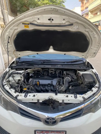 toyota-corolla-xli-2019-2020-big-9