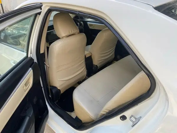 toyota-corolla-xli-2019-2020-big-5