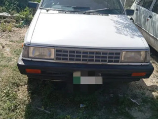 nissan-sunny-1985