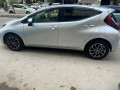 toyota-aqua-small-4