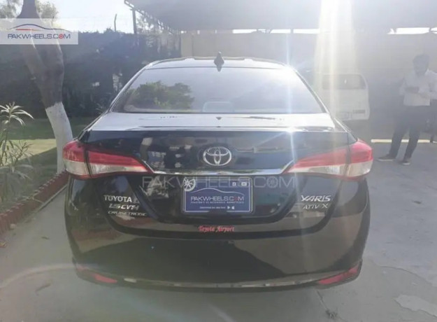 toyota-yaris-15-ativ-x-2020-big-3