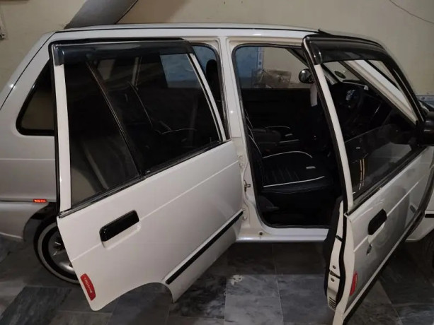 suzuki-mehran-2016-big-5