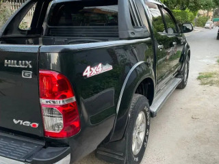 toyota-hilux-vigo-g-28