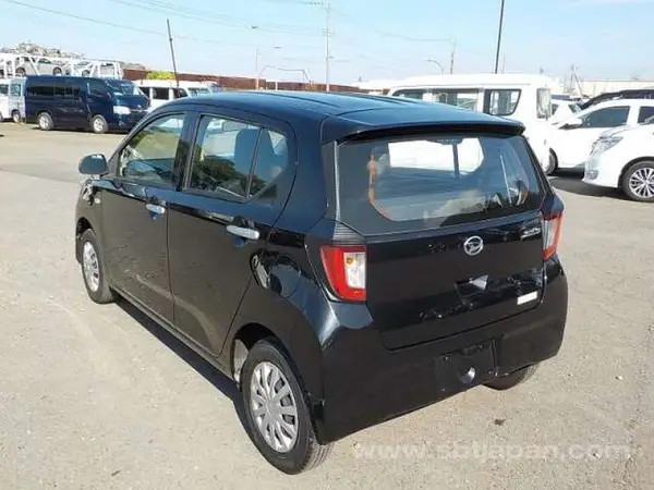 daihatsu-mira-es-l-45-grade-2021-black-big-4