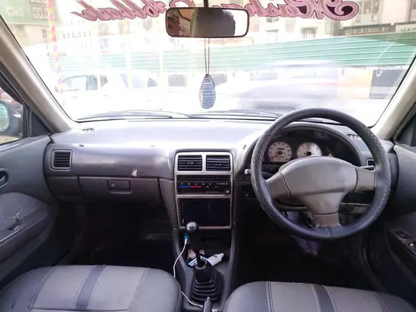 suzuki-cultus-vxl-2004-big-4
