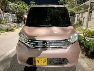 nissan-dayz-roox-20142018reg-bt-alto-mira-cultus-luxury-660cc-car