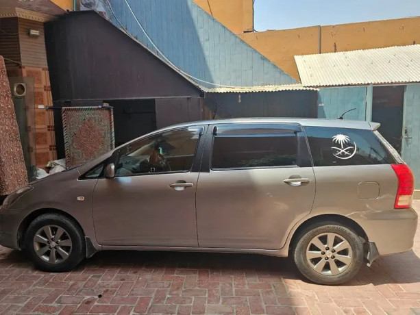 toyota-wish-18x-2006-big-9