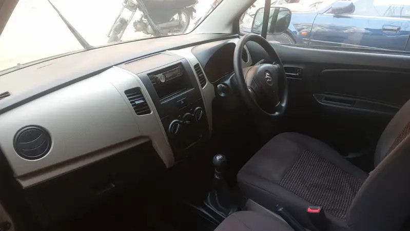suzuki-wagon-r-2019-big-4