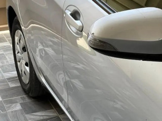 toyota-vitz-f-10