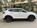 hyundai-tucson-hybrid-signature-small-2