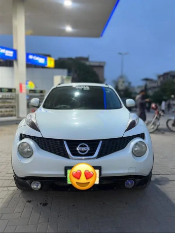 nissan-juke-2010-big-9