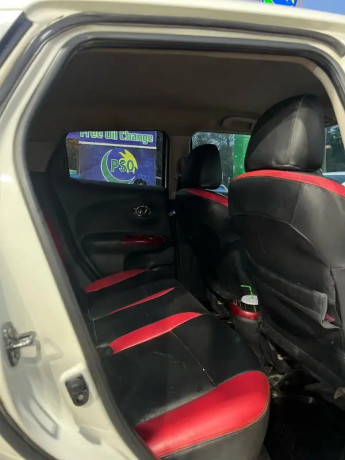 nissan-juke-2010-big-2