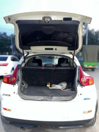nissan-juke-2010-big-3