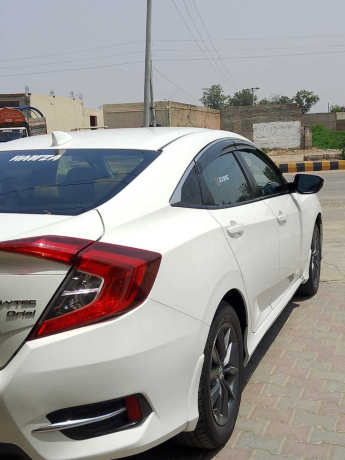 honda-civic-oriel-big-4