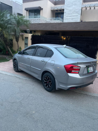 honda-city-2018-13-i-vtec-big-4