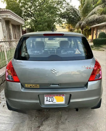 suzuki-swift-dlx-model-2013-original-color-big-3