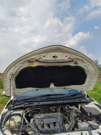toyota-corolla-altis-x-manual-16-big-9
