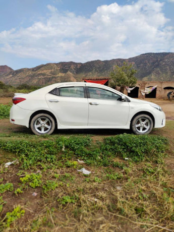 toyota-corolla-altis-x-manual-16-big-8