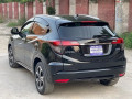 honda-vezel-2020-small-3