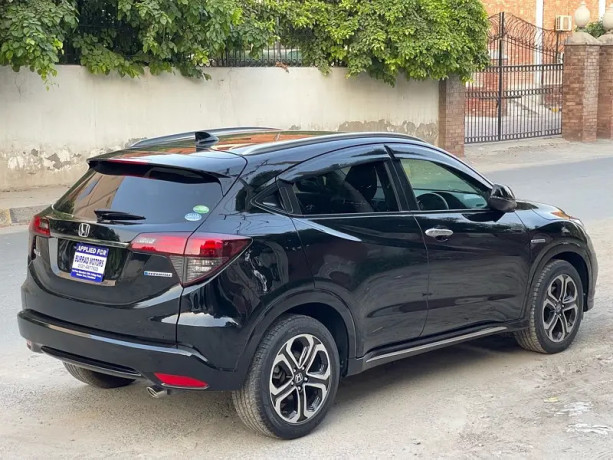 honda-vezel-2020-big-4