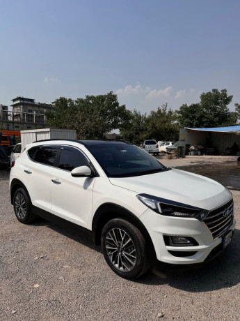 hyundai-tucson-hybrid-signature-big-1