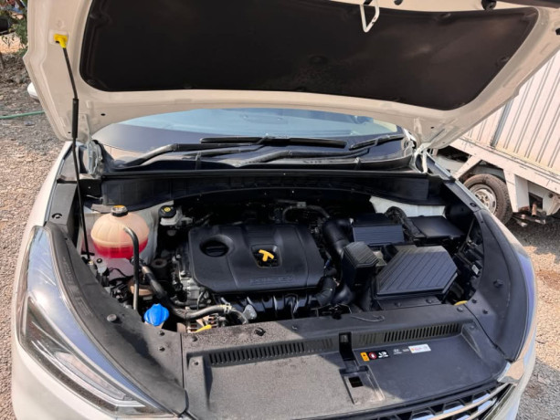 hyundai-tucson-hybrid-signature-big-4