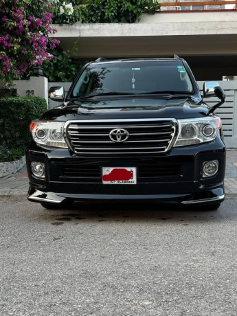 toyota-land-cruiser-zx-gasoline-35l-big-0