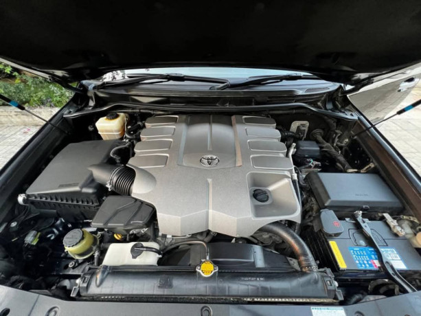 toyota-land-cruiser-zx-gasoline-35l-big-4