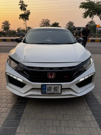 honda-civic-oriel-big-1