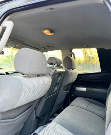 toyota-tundra-57i-big-5