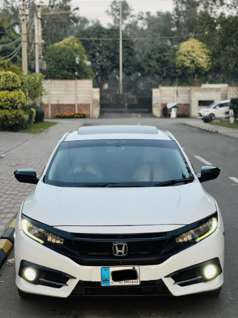 honda-civic-ug-2018-big-0