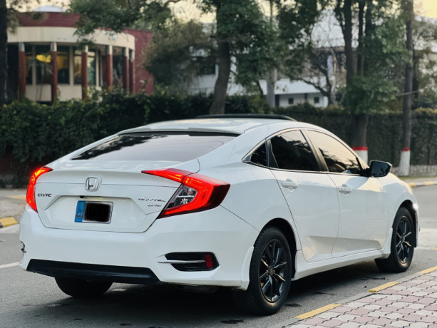 honda-civic-ug-2018-big-4