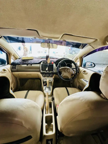 honda-city-vario-2004-auto-upper-standard-car-big-4