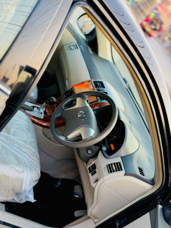 toyota-corolla-altis-x-cvt-i-18-big-7