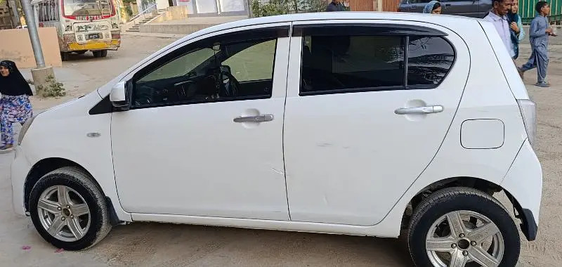 daihatsu-mira-201316-big-1