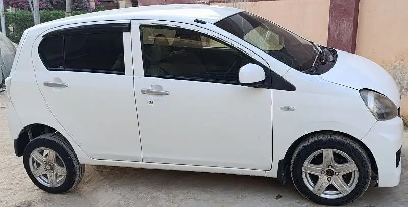 daihatsu-mira-201316-big-2